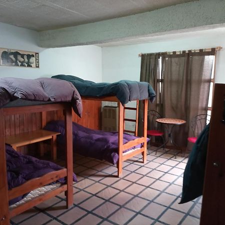 Hostel La Casa De Tounens Puerto Madryn Quarto foto
