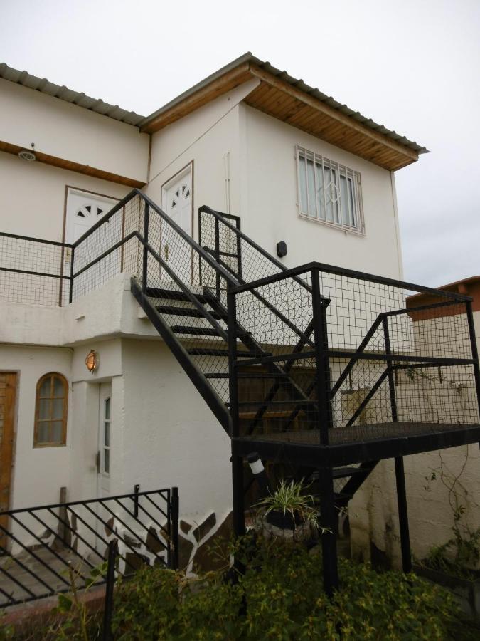 Hostel La Casa De Tounens Puerto Madryn Exterior foto